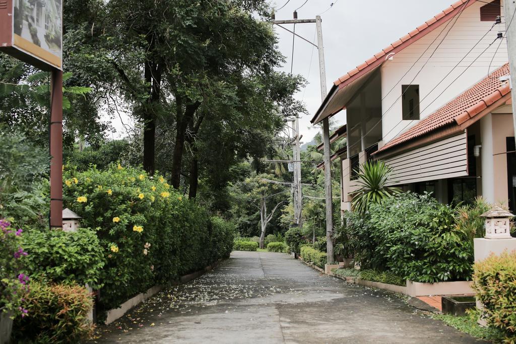 Lamai Buri Resort Exterior photo
